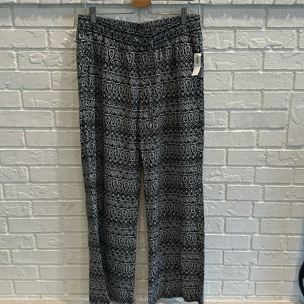 New Old Navy Pants Medium